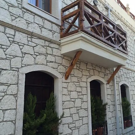 Golden Stone Butik Çeşme