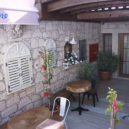 Golden Stone Butik Hotell Çeşme
