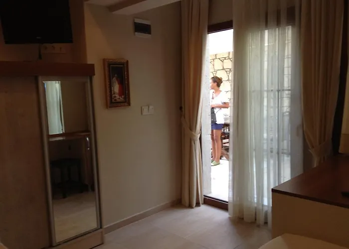 Golden Stone Butik Otel 3*