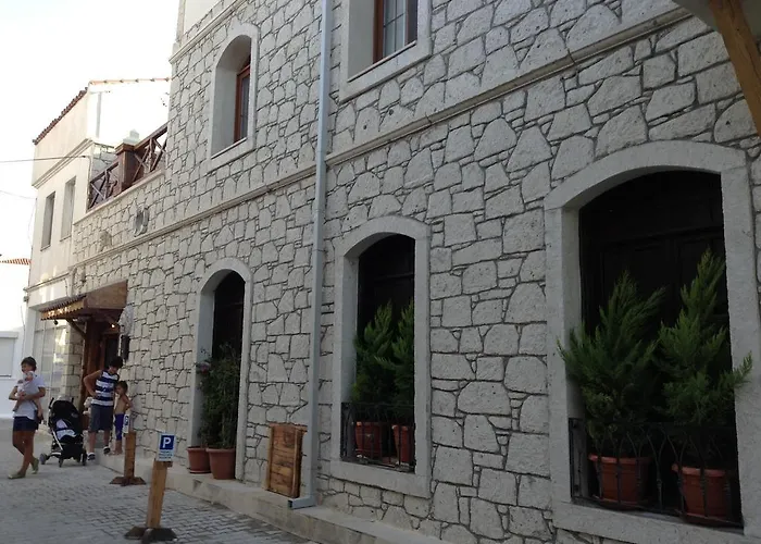 Golden Stone Butik Otel Çeşme