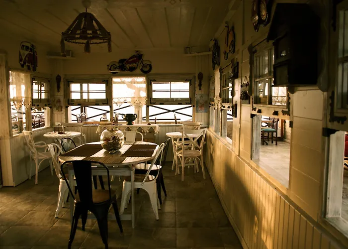 Golden Stone Butik Çeşme