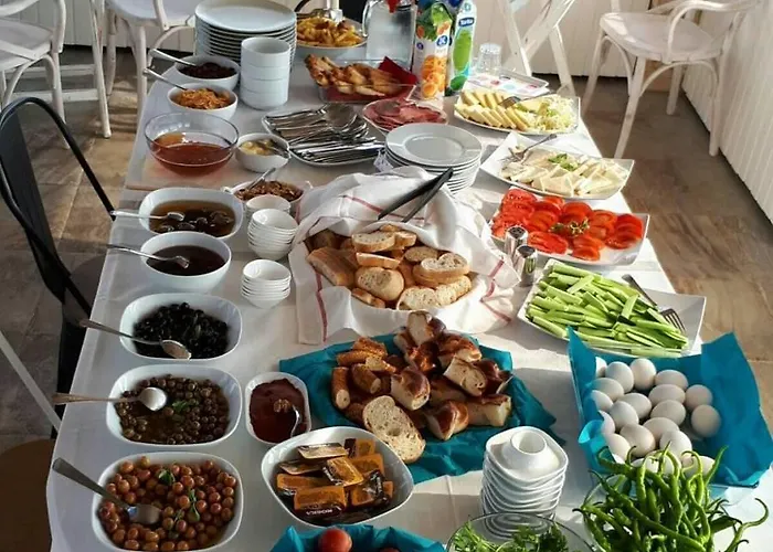 Otel Golden Stone Butik 3*