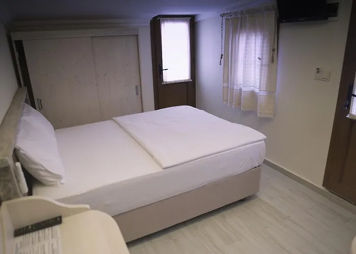 Golden Stone Butik 3* Çeşme