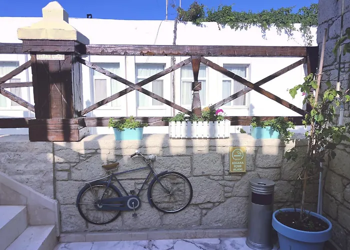 Otel Golden Stone Butik 3*