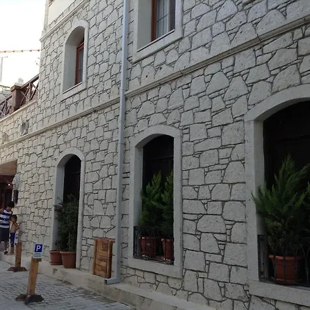 Golden Stone Butik מלון Çeşme