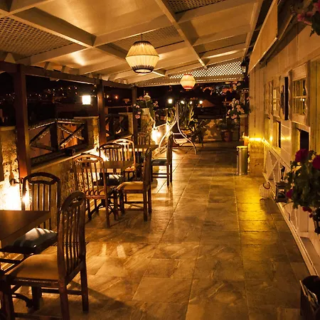 Hotel Golden Stone Butik 3*