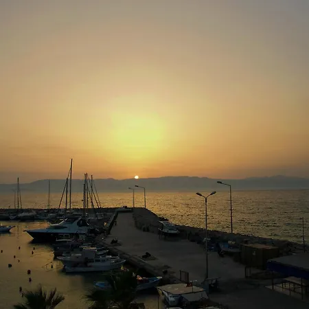 Golden Stone Butik 3* Cesme