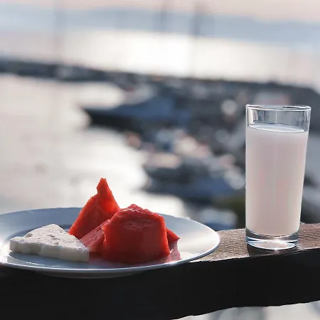 Golden Stone Butik מלון 3*