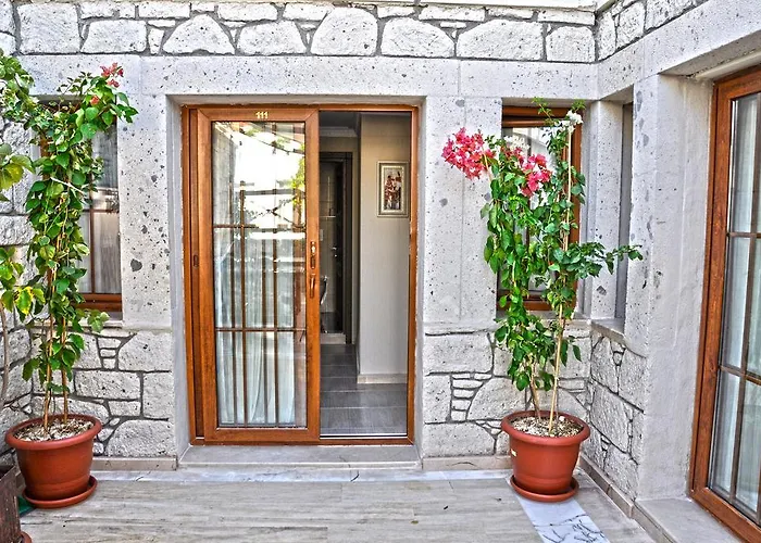 Hotell Golden Stone Butik 3*