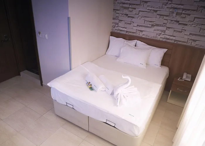 Hotell Golden Stone Butik Çeşme
