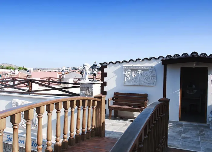 Golden Stone Butik 3*