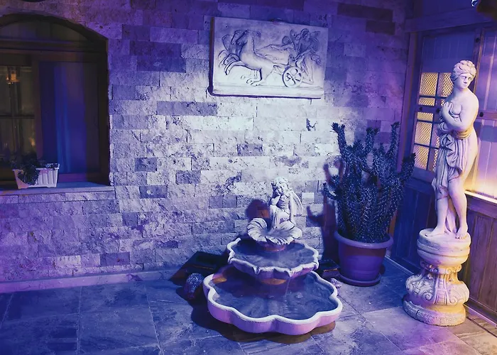 Hotell Golden Stone Butik 3*